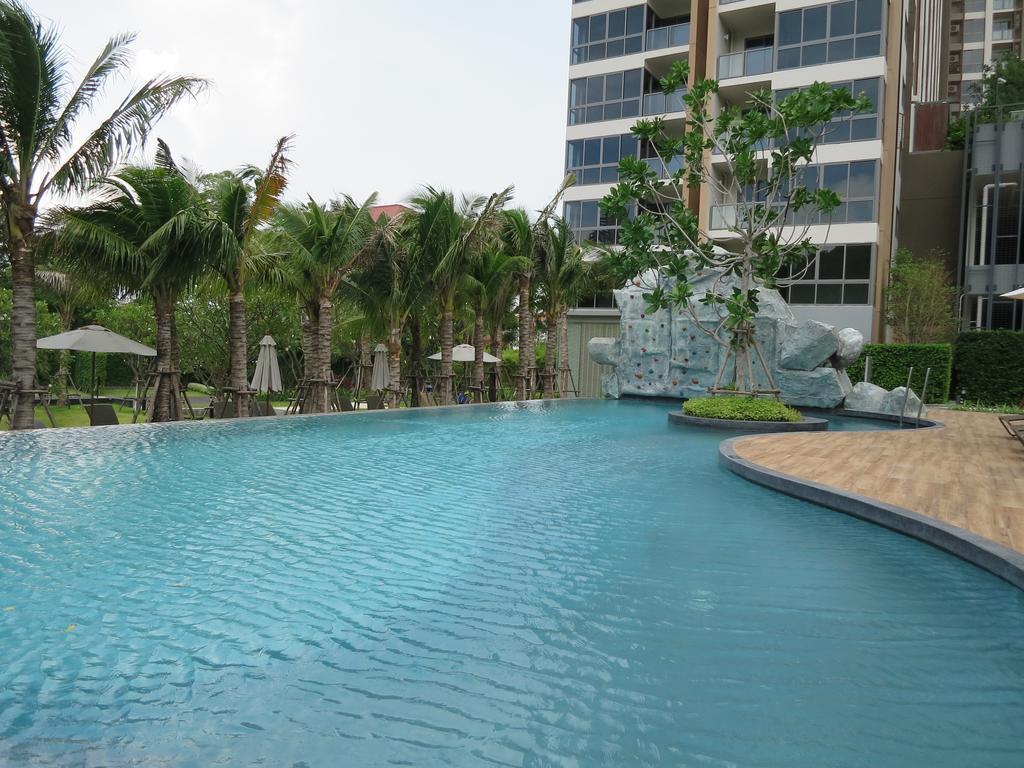 Jp'S Unixx Residence Club Pattaya Exterior photo
